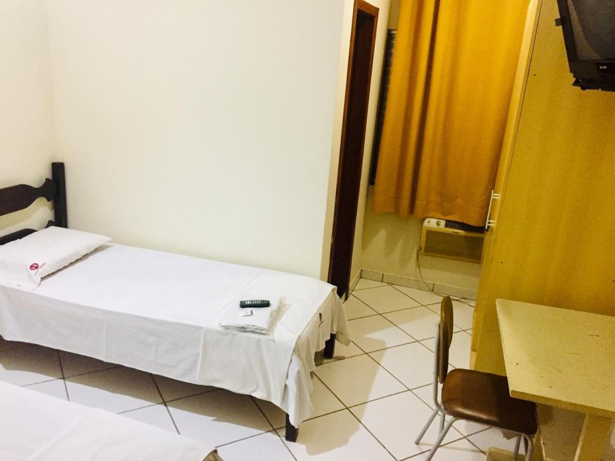 Quarto Twin Standard