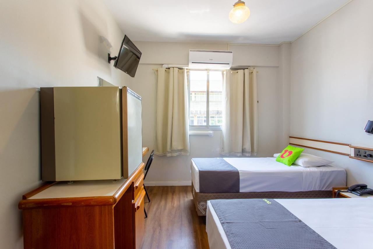 Quarto Twin