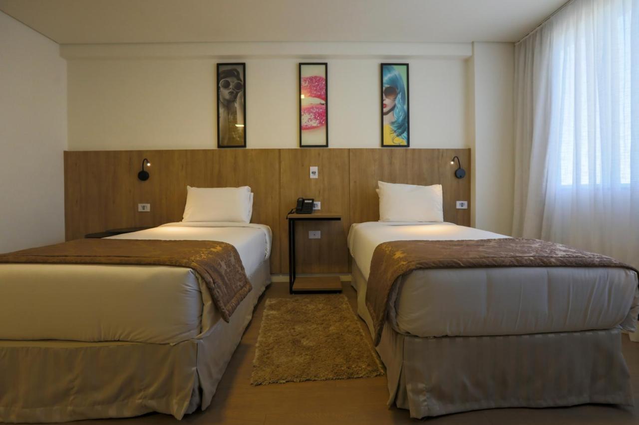 Quarto Twin