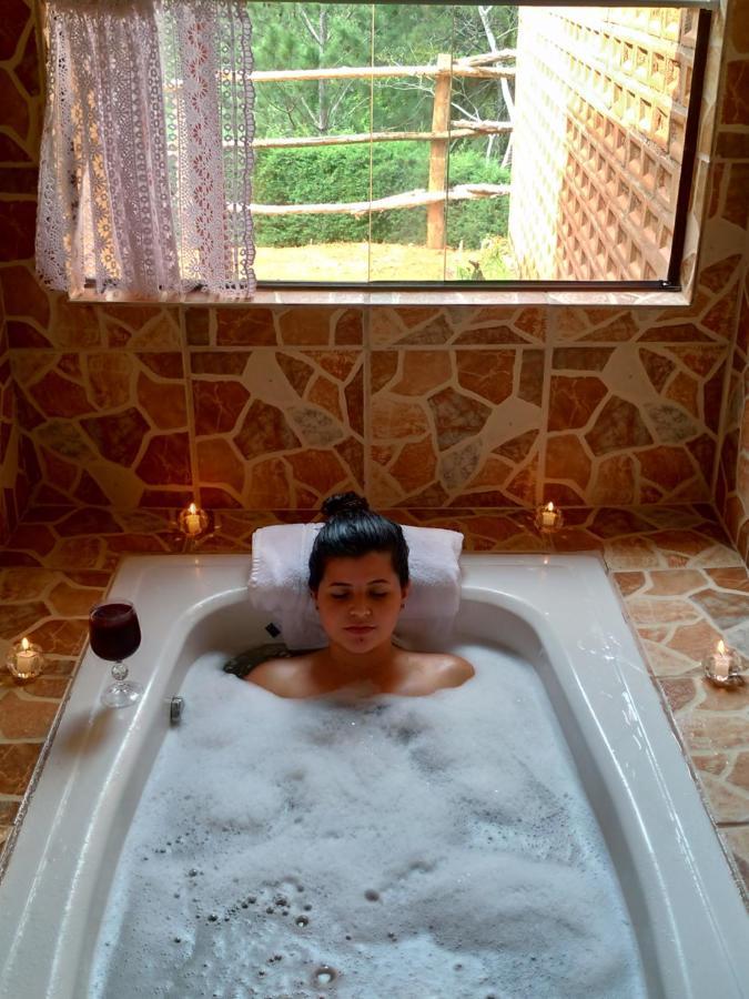 Quarto Duplo Deluxe com Banheira