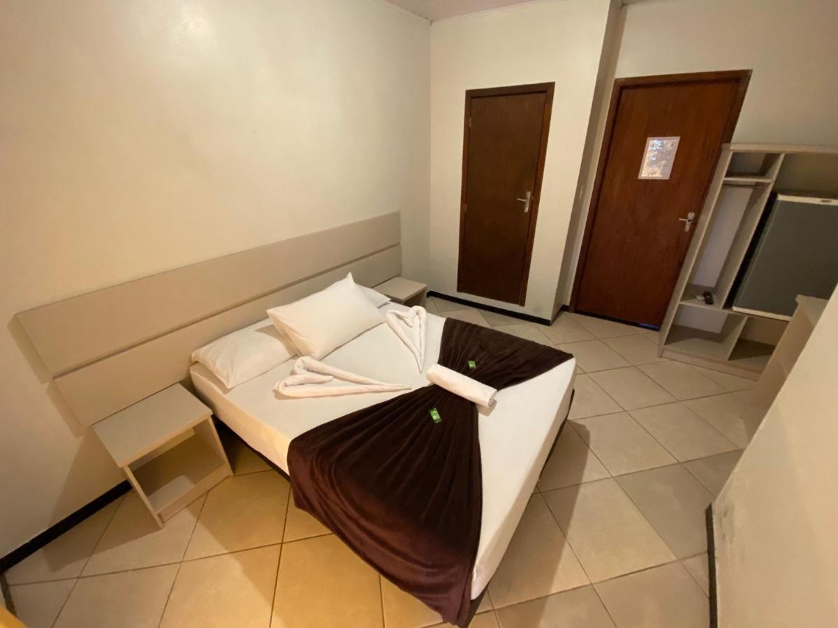 Quarto Duplo com Pátio
