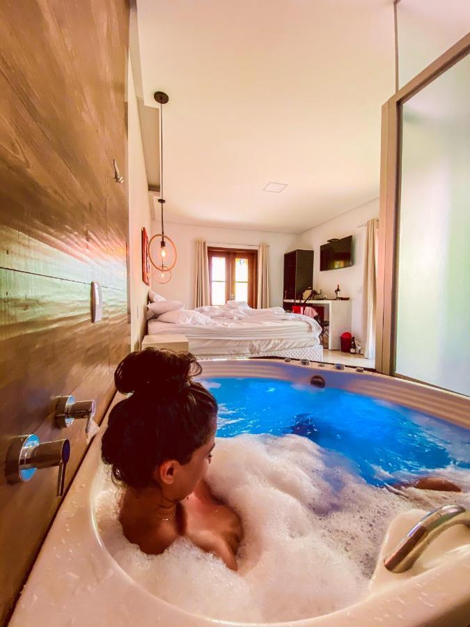 Quarto King com Banheira de Hidromassagem