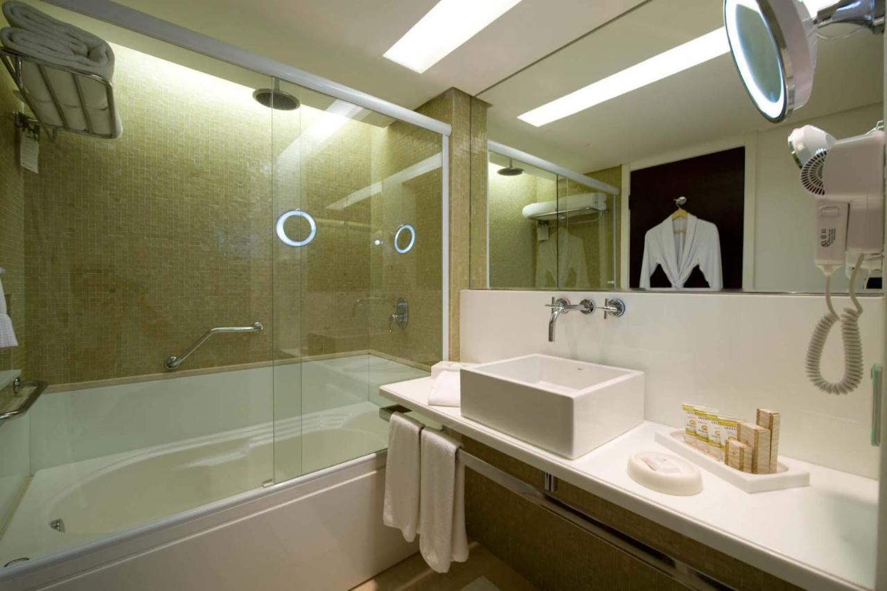 Quarto Duplo Deluxe com Vista Mar