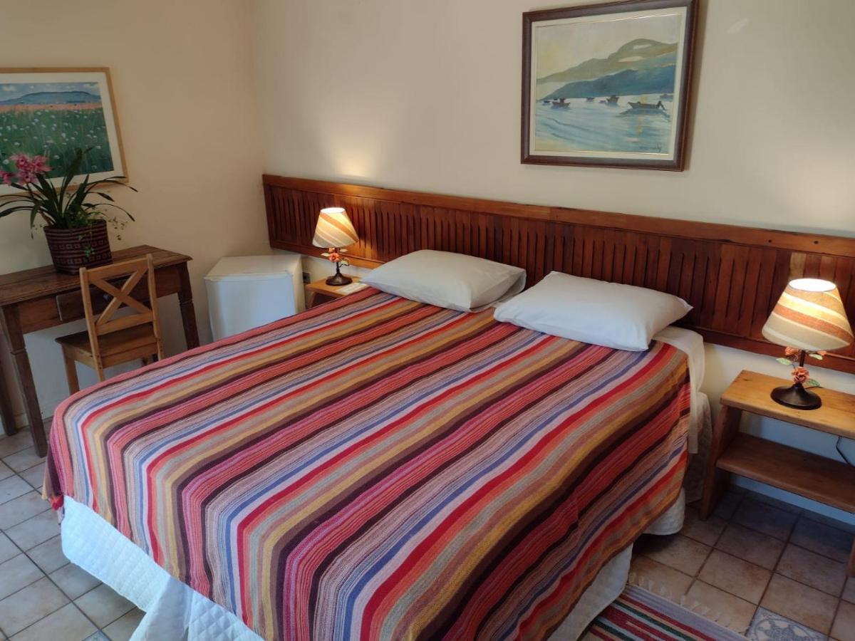 Quarto Duplo ou Twin com Casa de Banho
