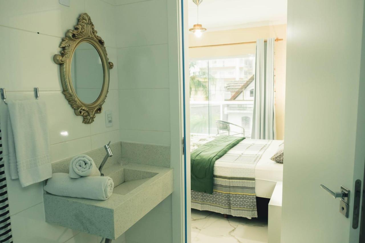 Suite com Varanda