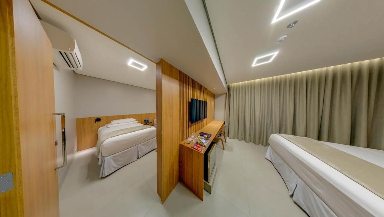 Deluxe Family Suite