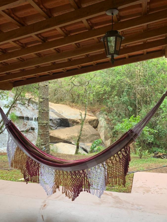 Chalé Premium com Banheira de Hidromassagem e Lareira com Vista Cascata - Tempranillo