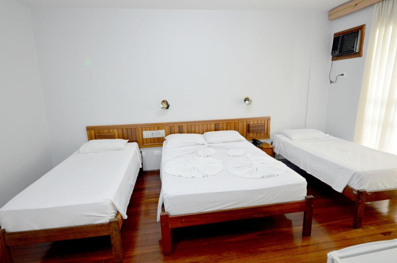 Quarto Quádruplo Luxo