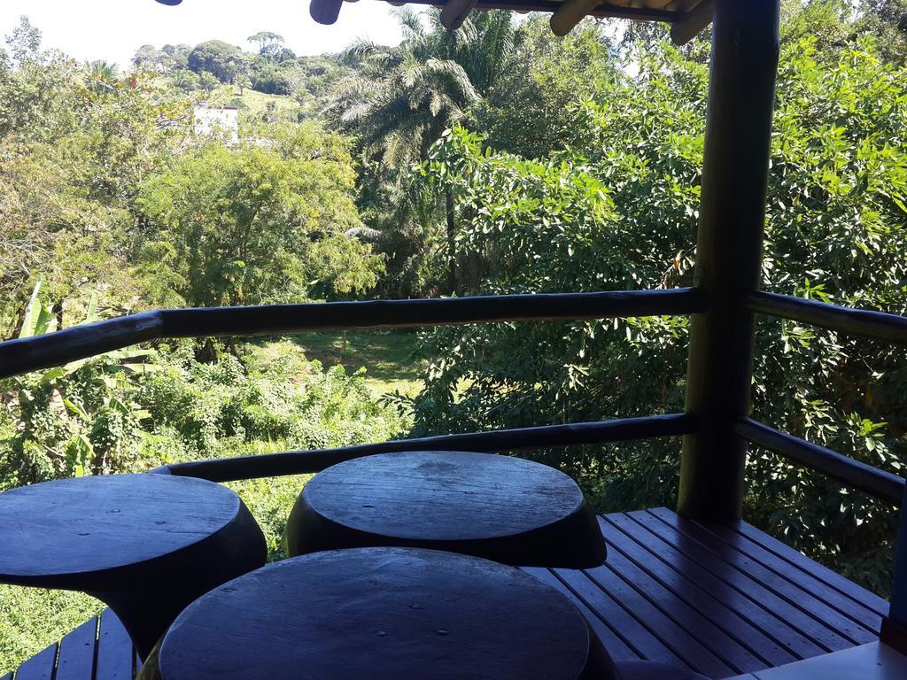 Apartamento de 1 Quarto com Varanda