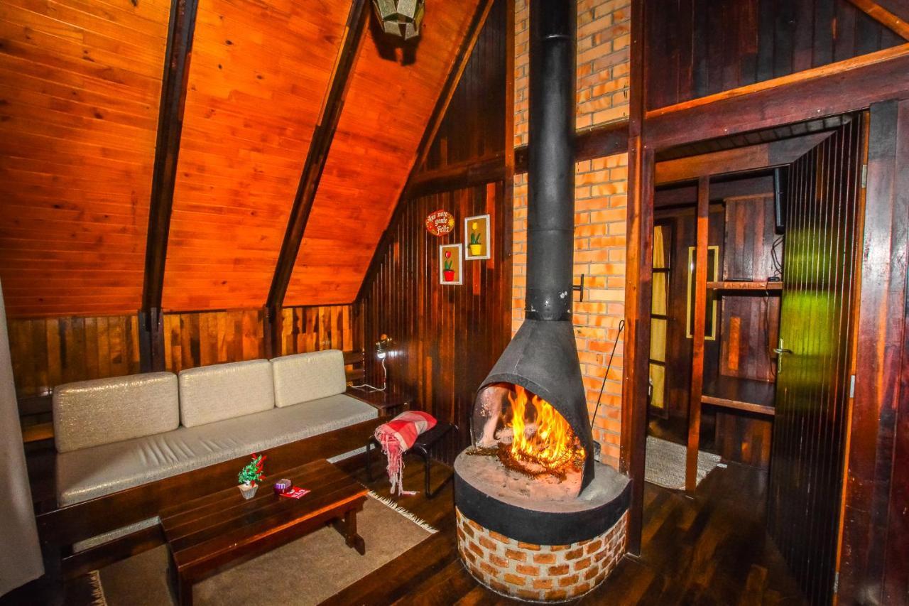 Quarto Triplo com Vista Montanha