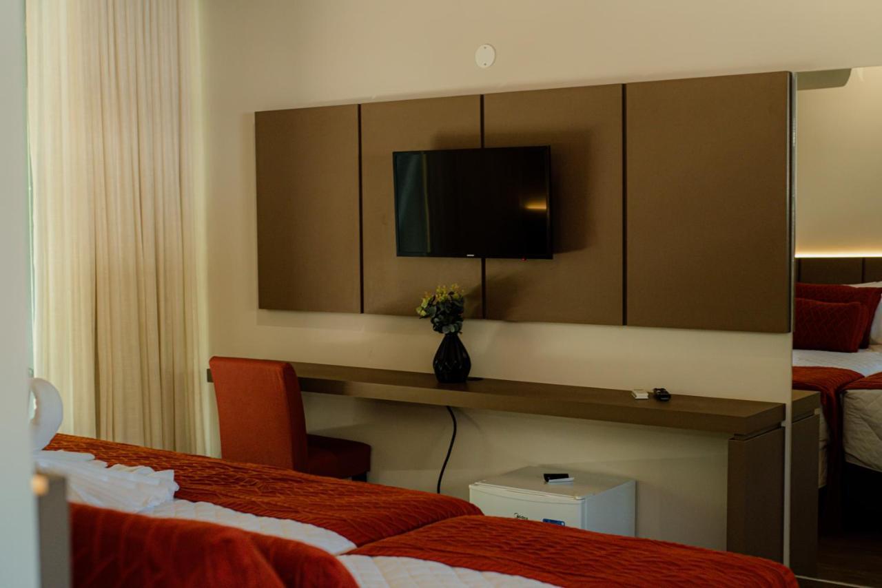 Suite Queen com Banheira de Hidromassagem