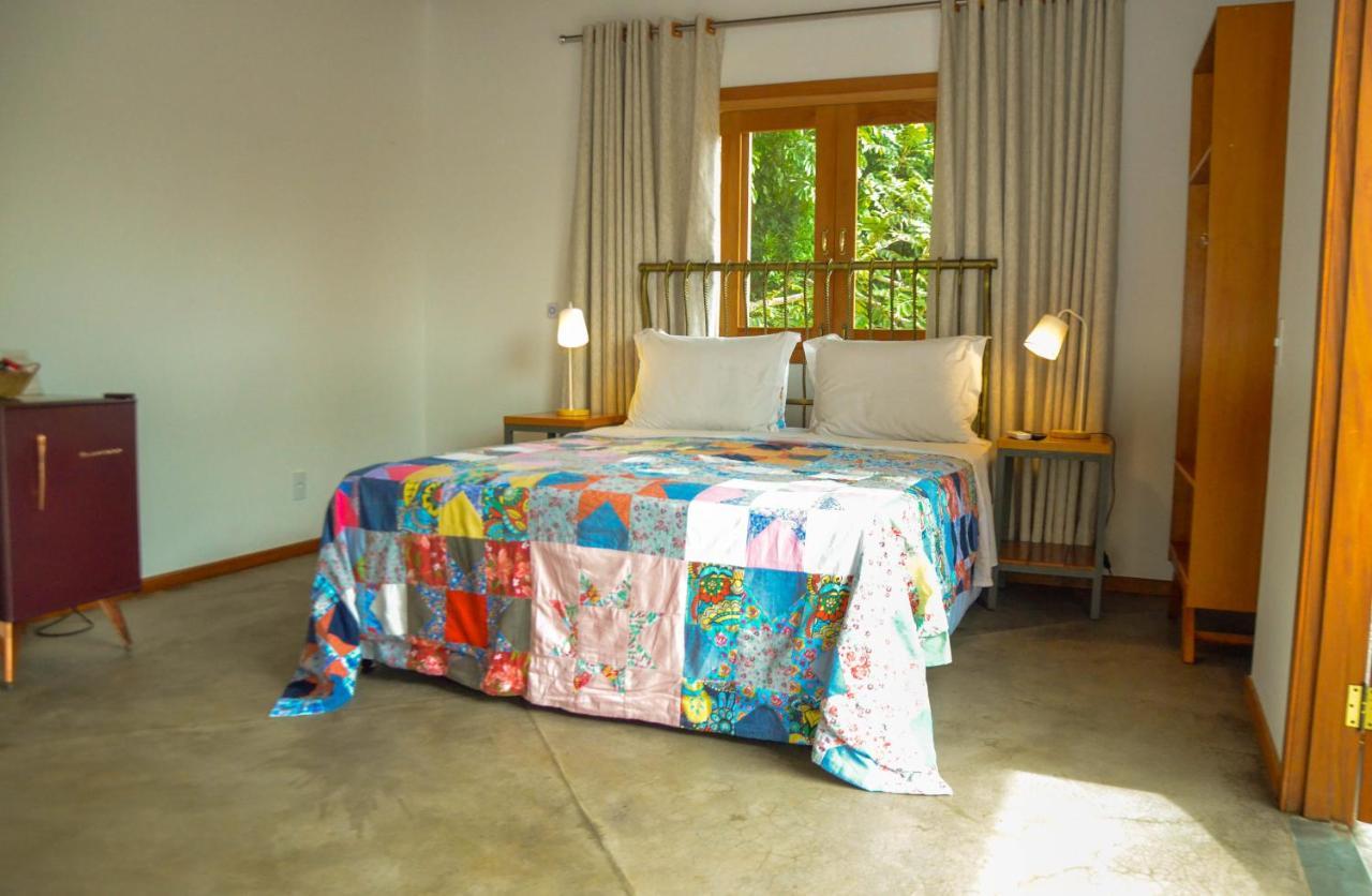 Quarto Queen com Banheira de Hidromassagem