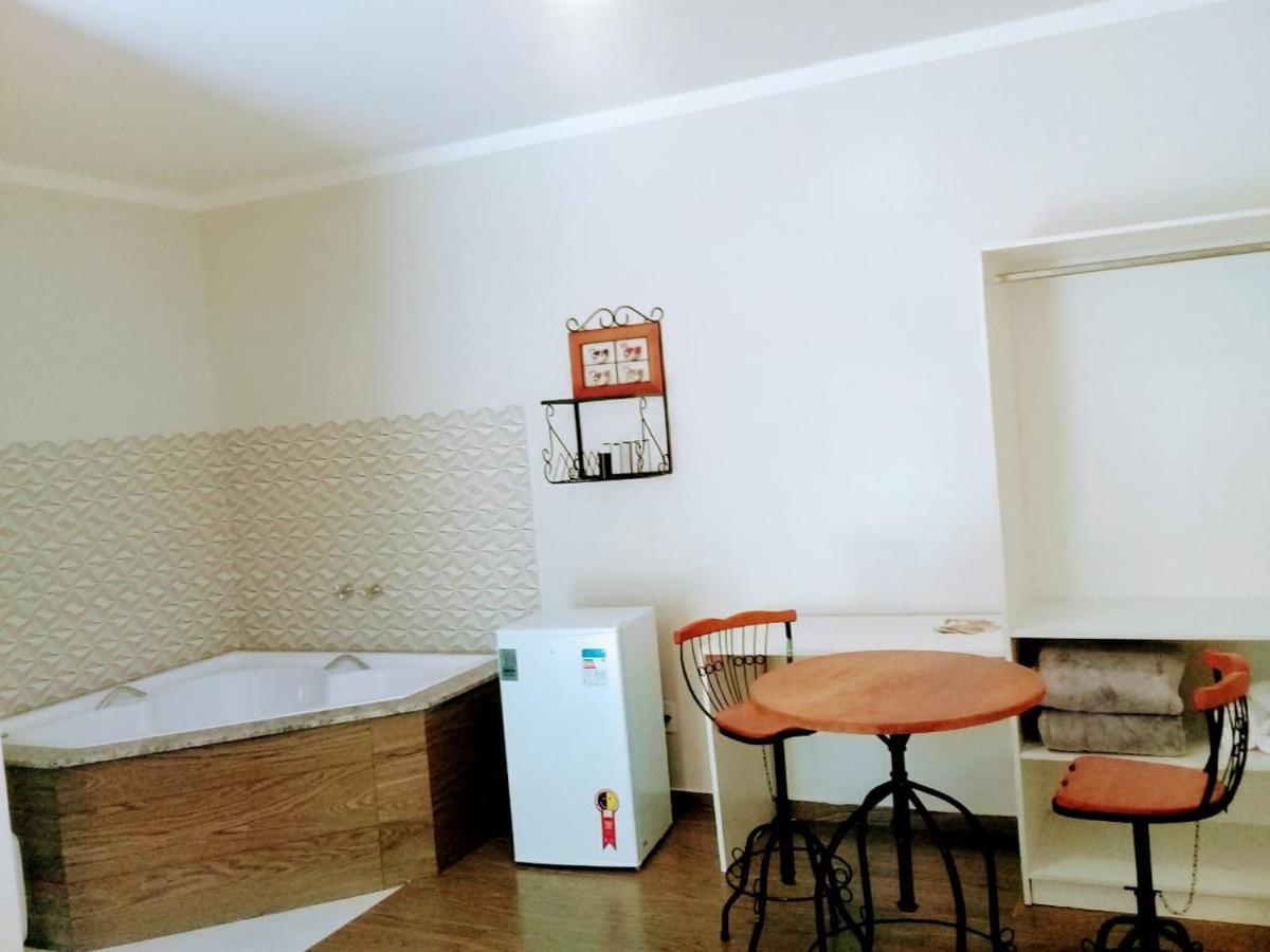 Quarto King com Banheira de Hidromassagem