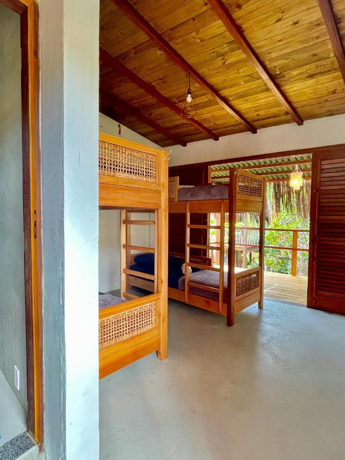 Cama em Beliche em Dormitório Feminino