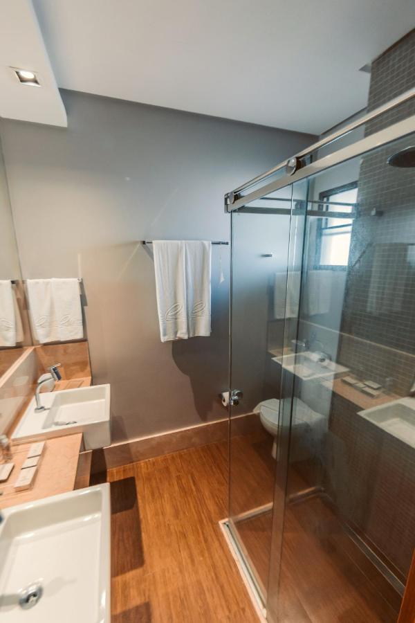Suite Deluxe com Vista Jardim