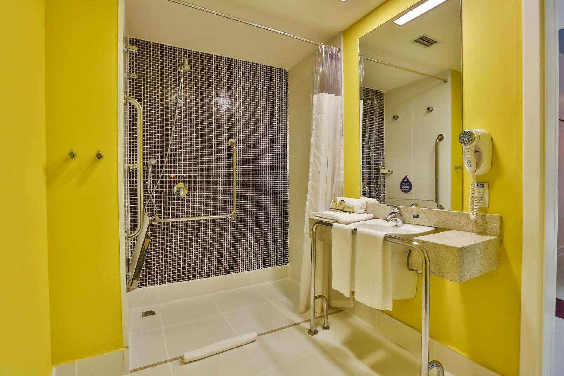 Quarto Duplo - Acesso a Pessoas com Mobilidade Condicionada