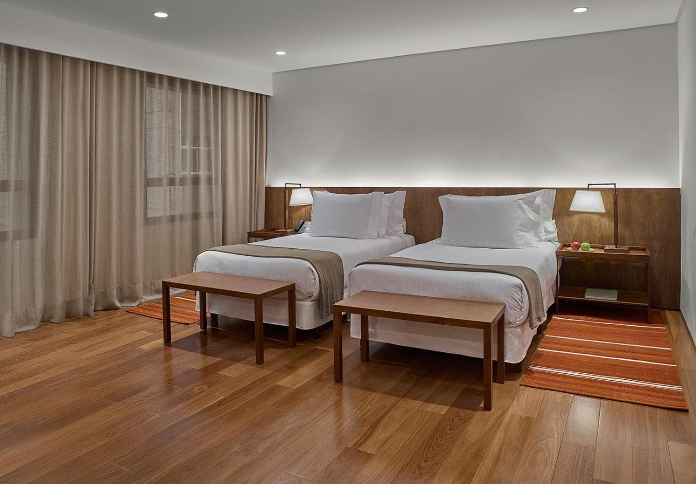 Quarto Twin Standard