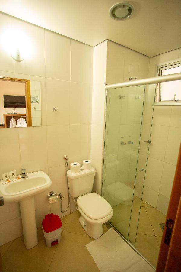 Quarto Duplo com Pátio
