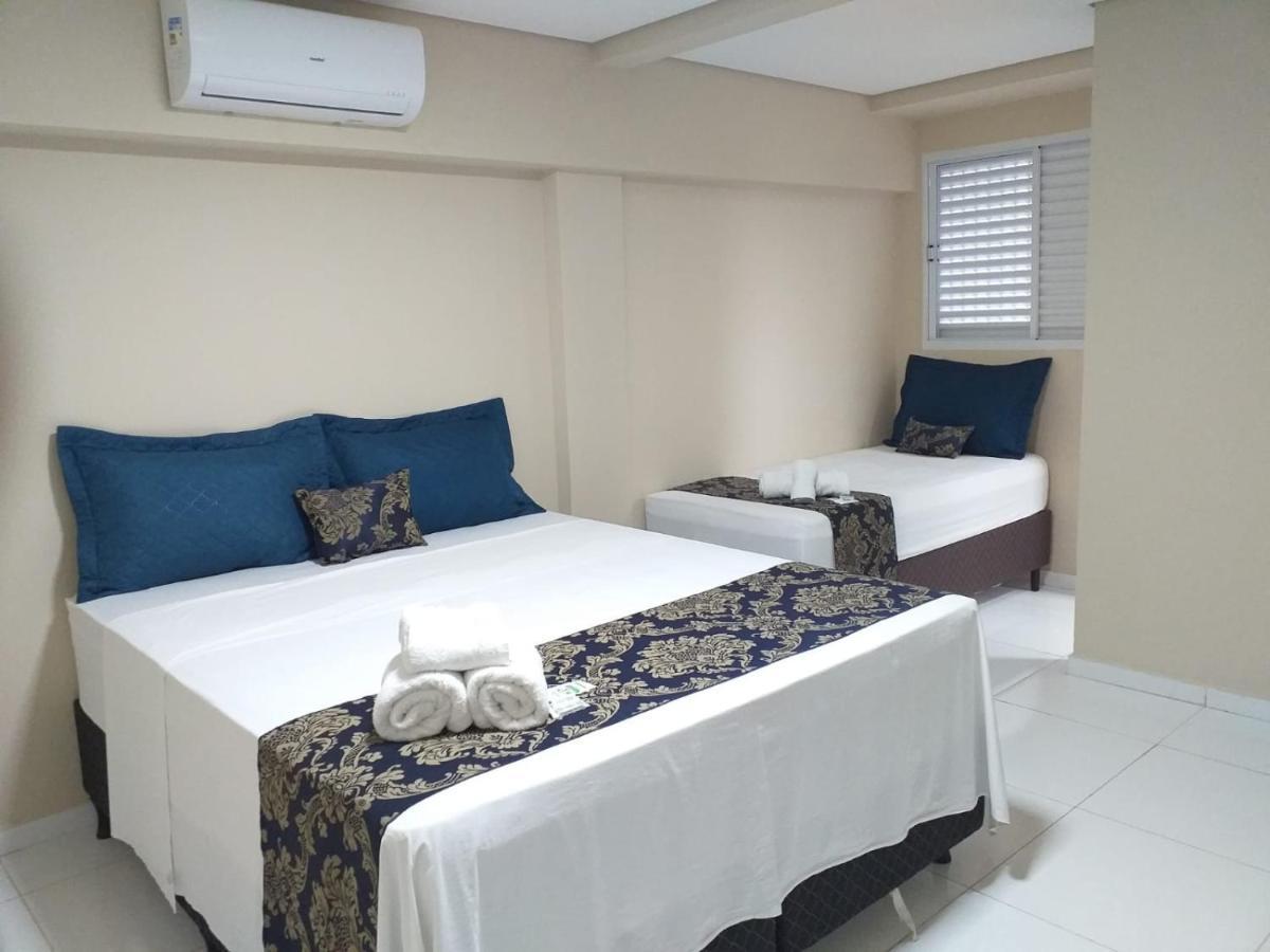 Quarto Triplo Básico