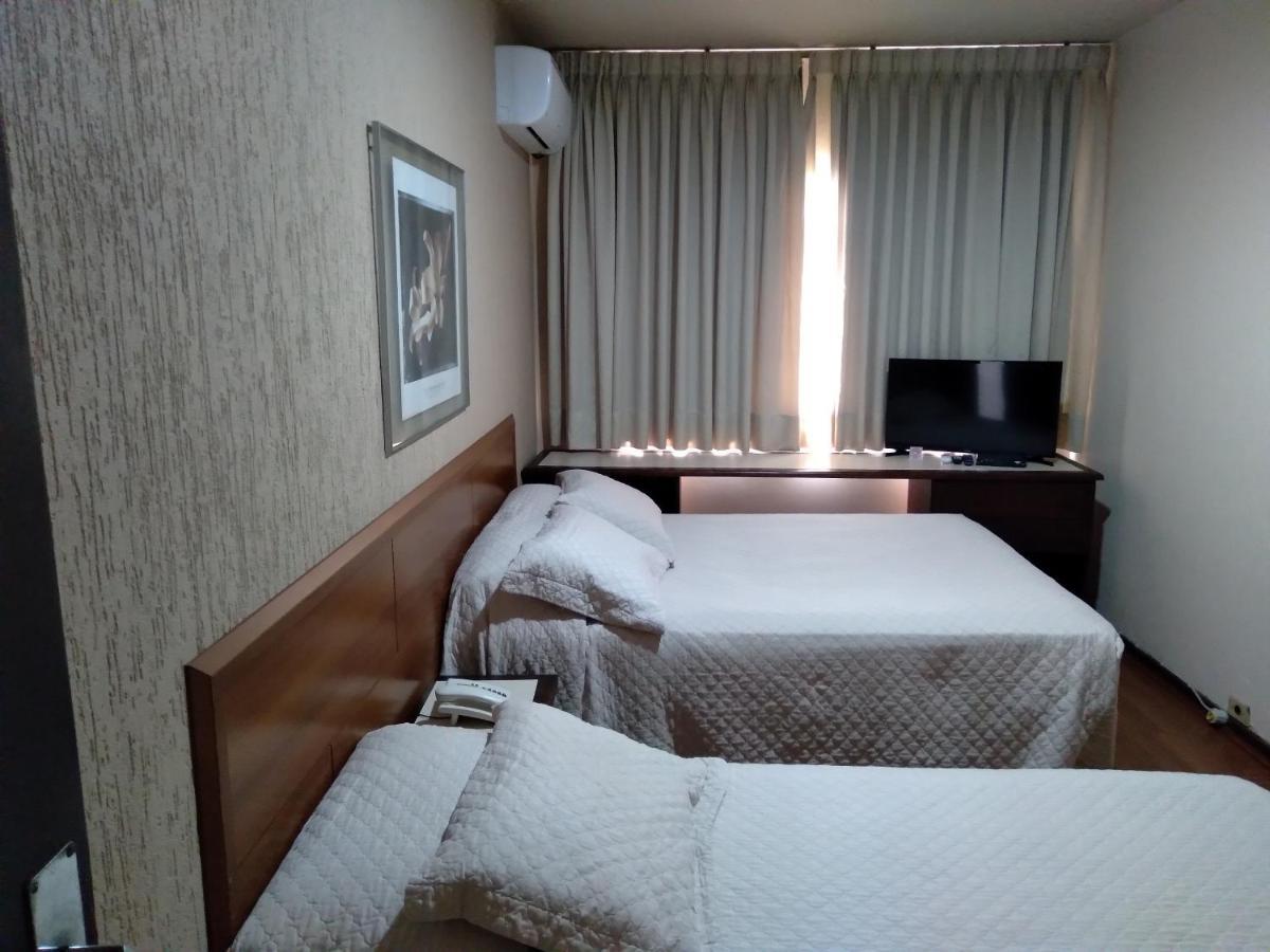 Quarto Familiar com Casa de Banho Privativa