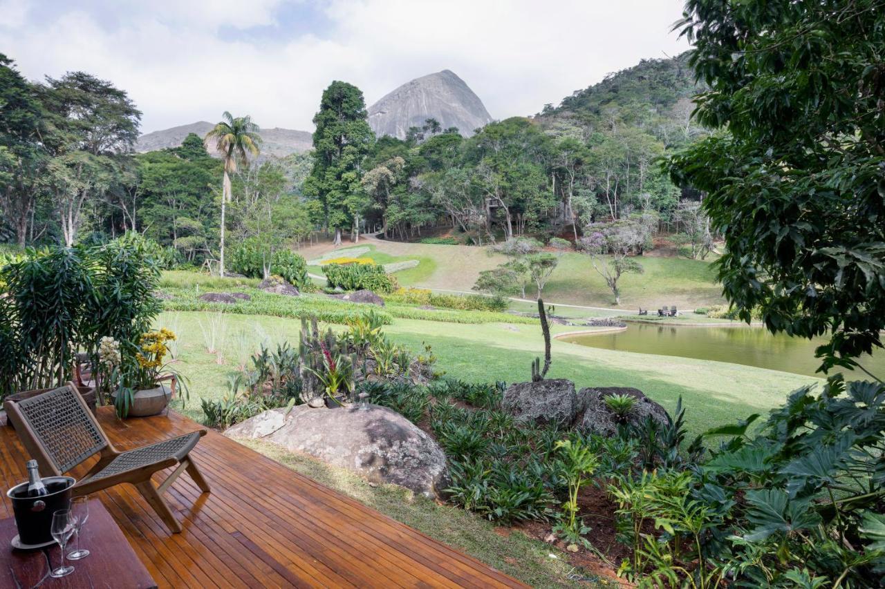 Villa com Vista Jardim