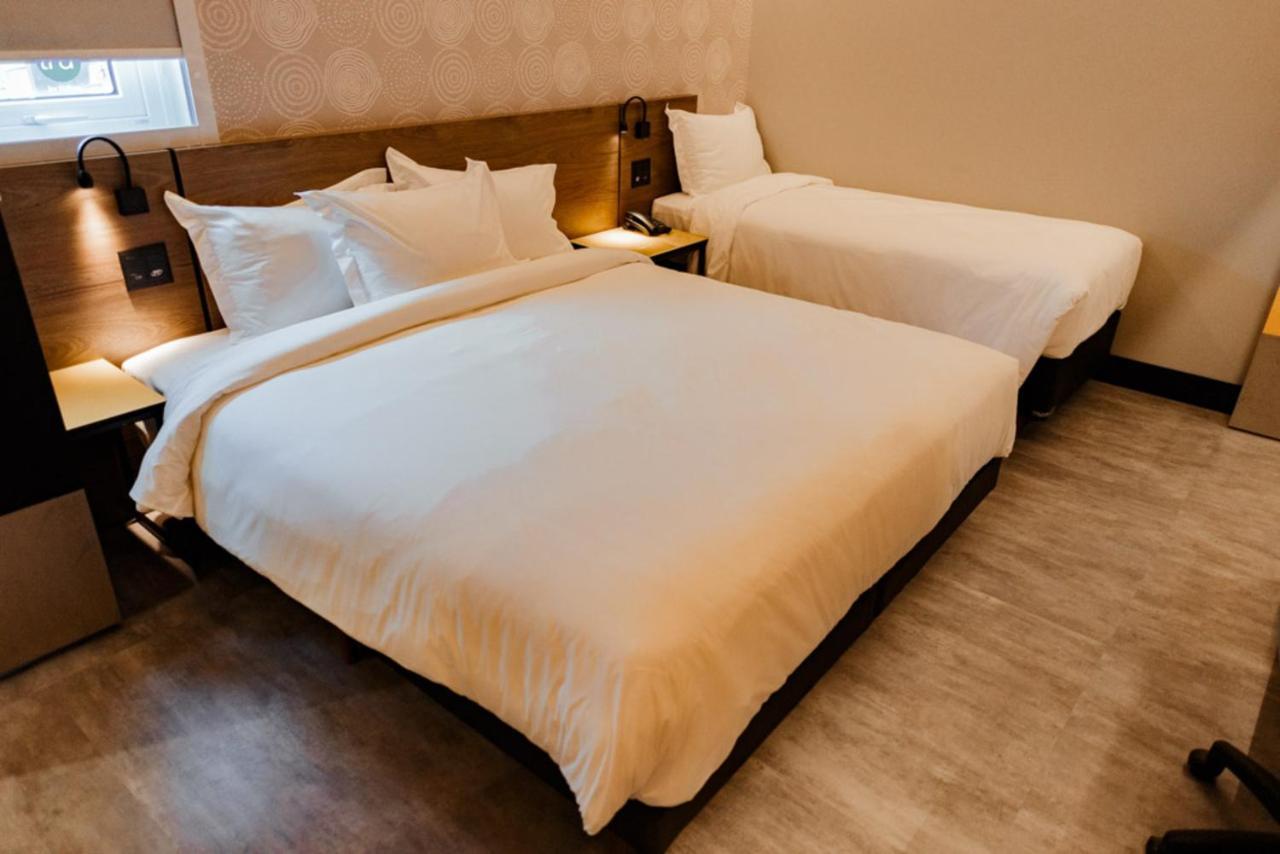 Standard PwD Disability Access Triple - 1 King Bed and 1 Single Bed
