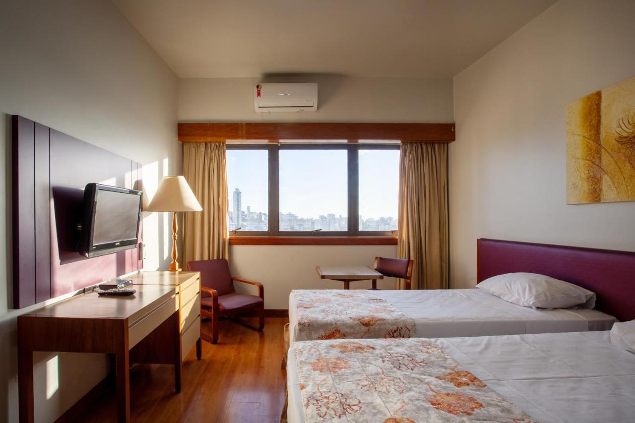 Quarto Twin Standard