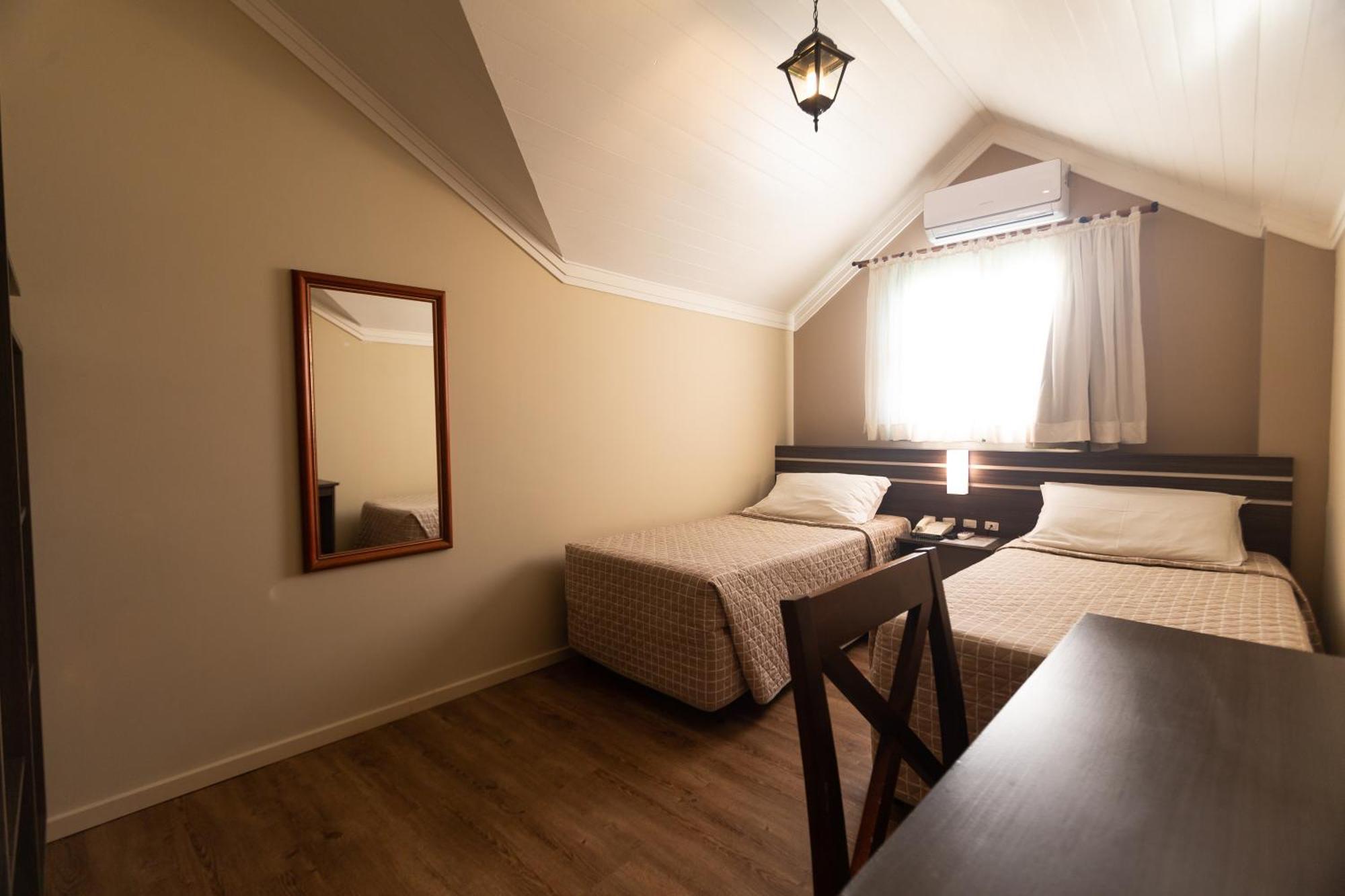 Quarto Twin Deluxe