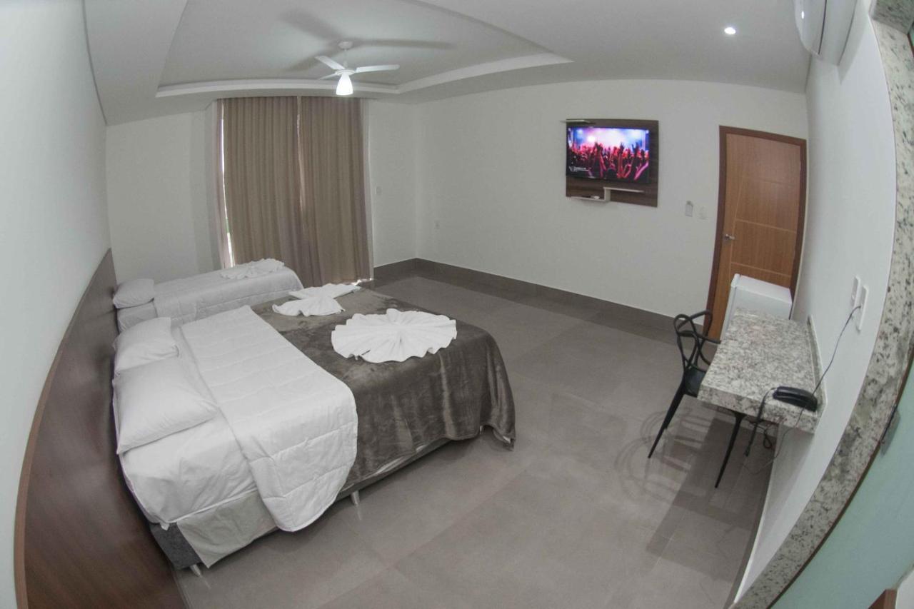 Quarto Queen com Banheira de Hidromassagem