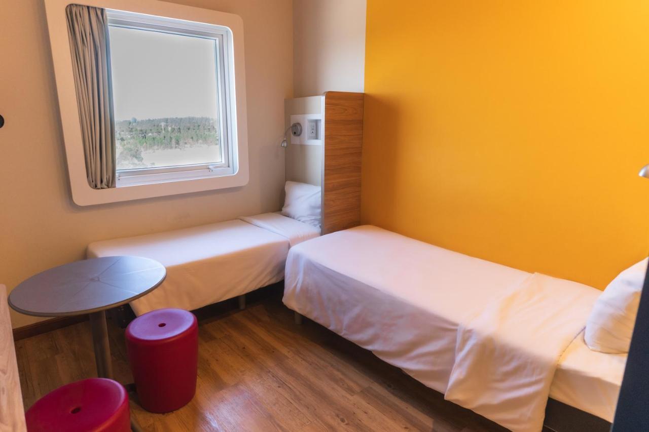 Apartamento com 2 Camas Individuais