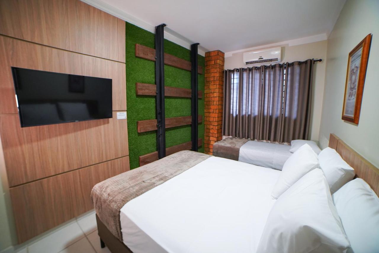 Quarto Quádruplo Conforto