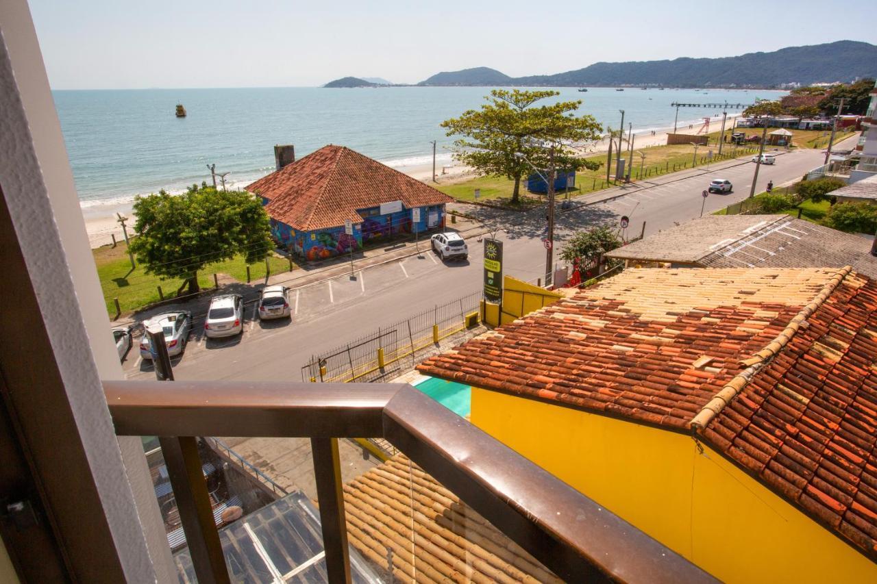 Quarto Duplo Deluxe com Vista Lateral Mar