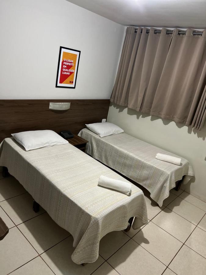 Quarto Twin Standard