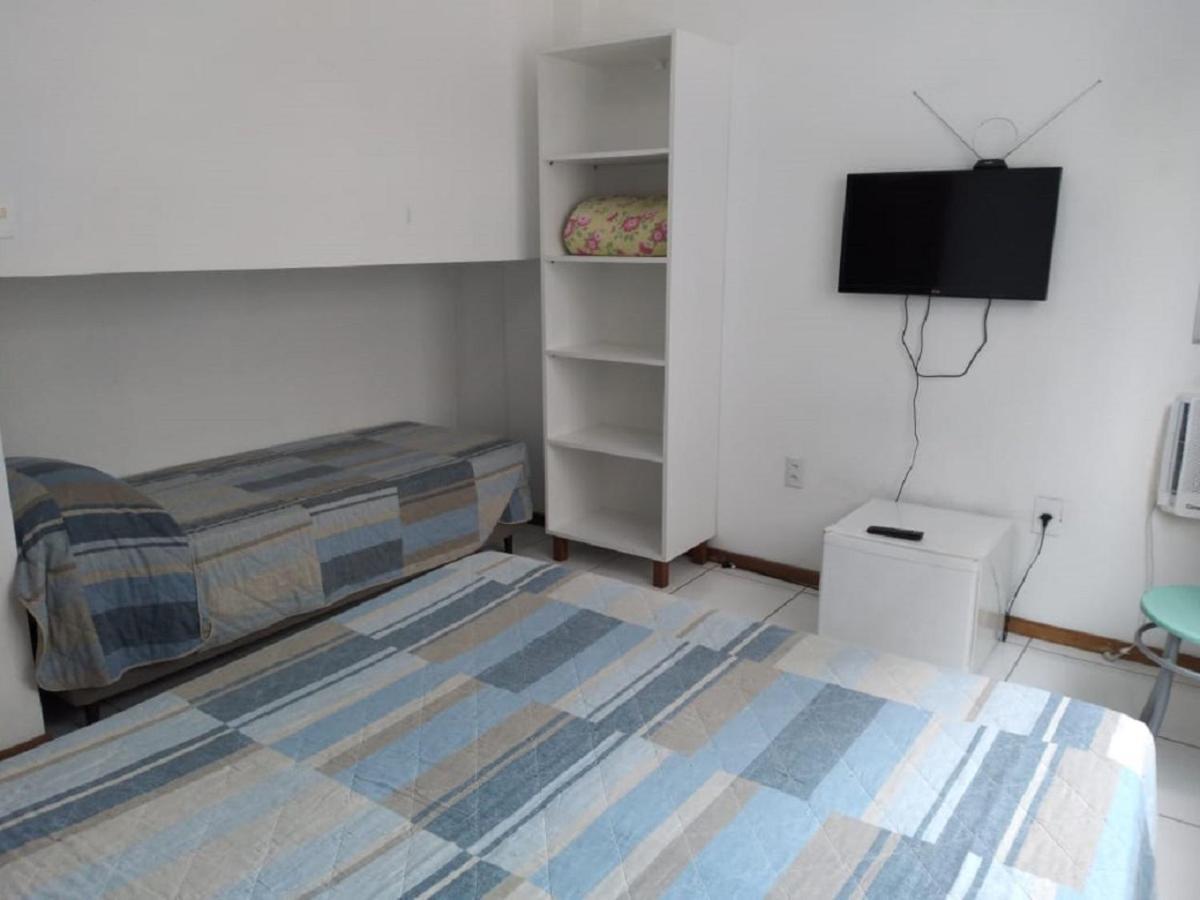 Habitación Triple Económica con baño compartido