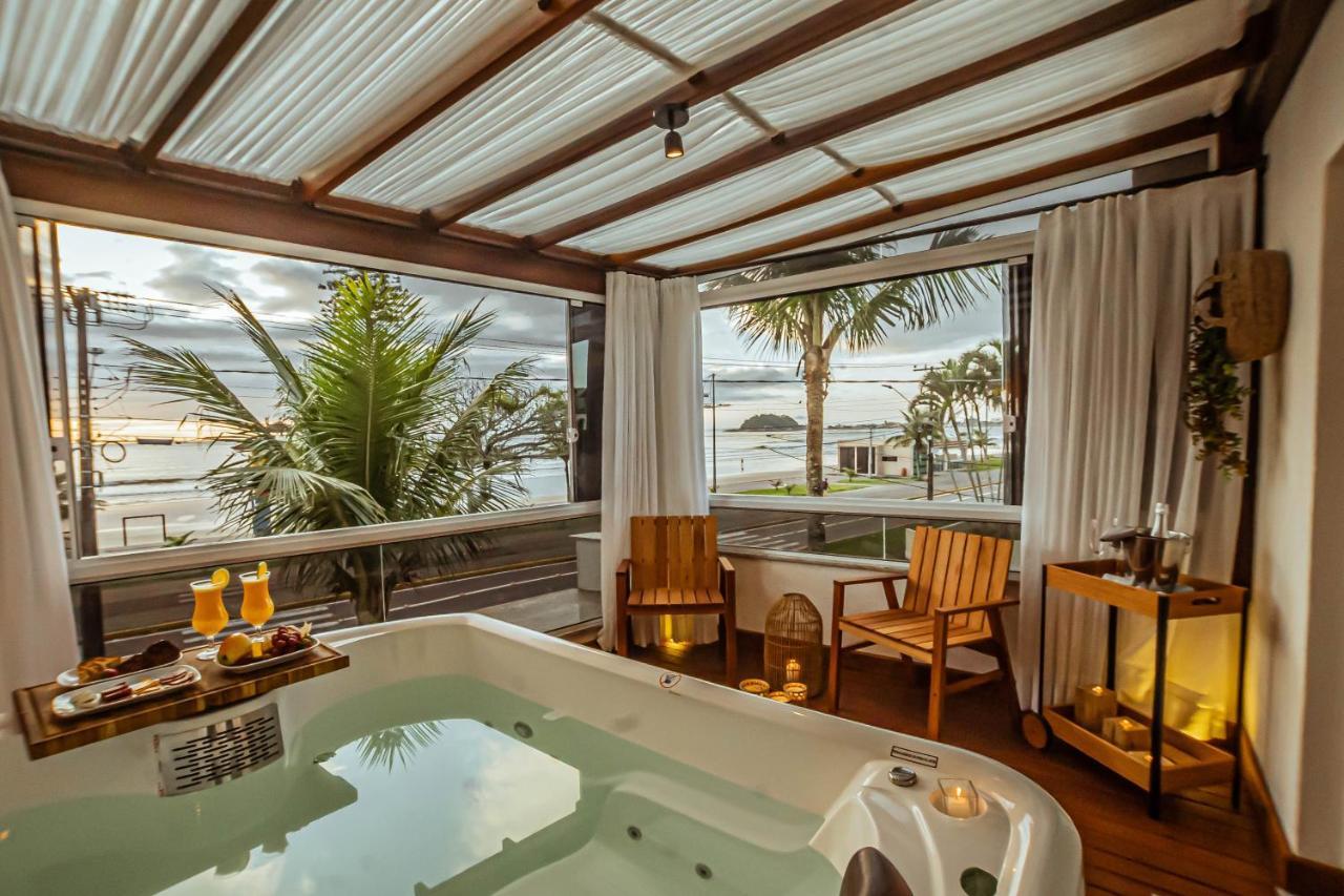 Suite Queen com Banheira de Hidromassagem