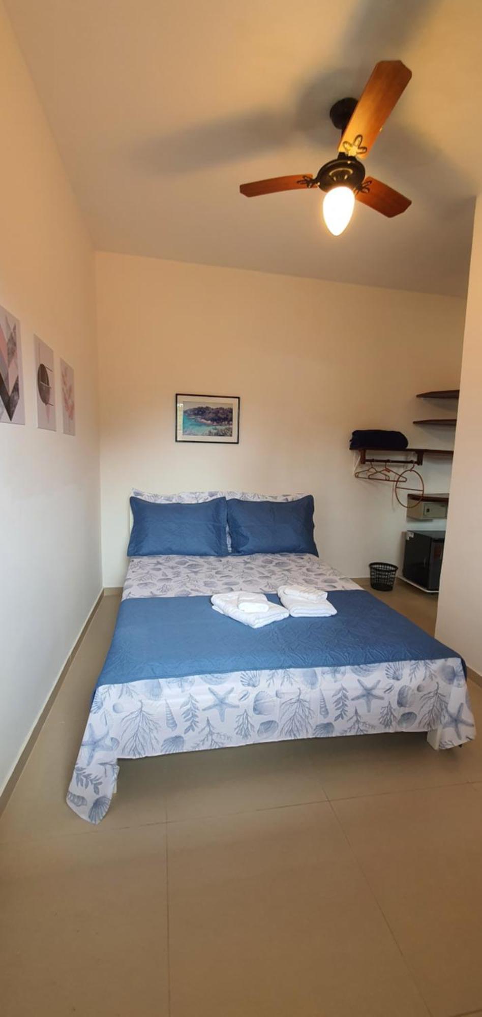 Quarto Duplo com Casa de Banho Privativa