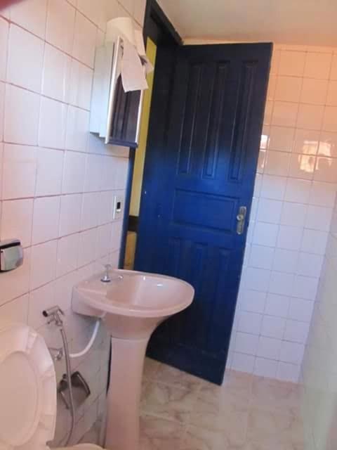 Quarto Duplo com Casa de Banho Privativa