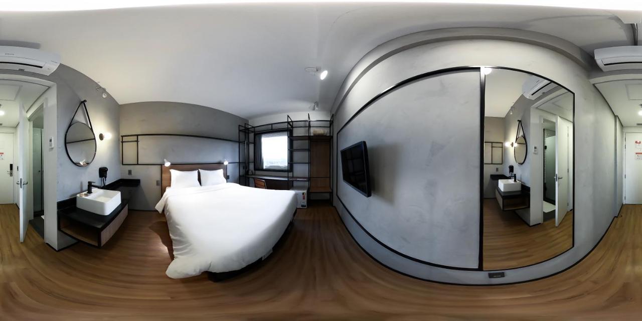 Quarto Twin