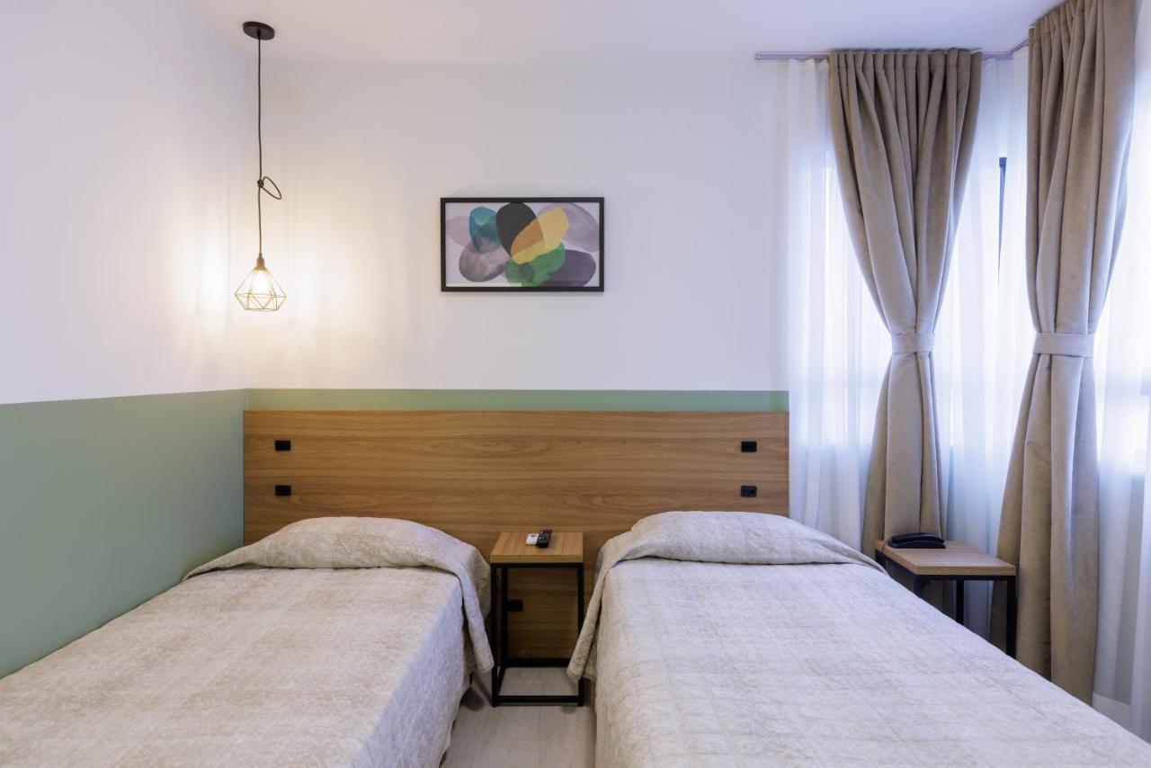 Quarto Twin Deluxe