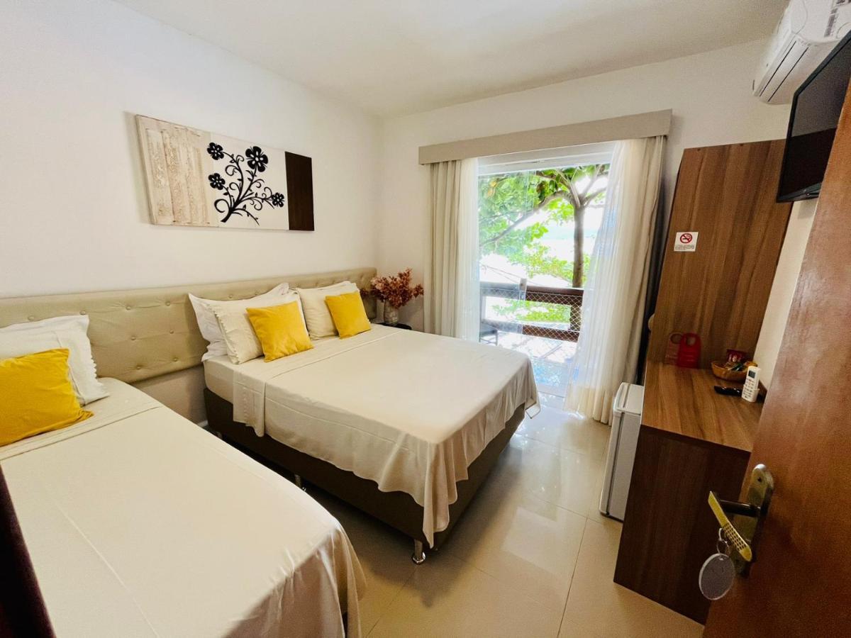 Quarto Triplo Standard com Vista Mar