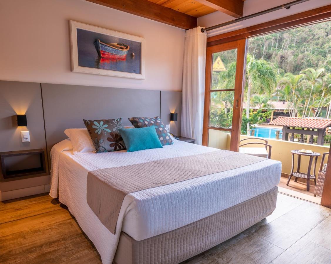 Suite com Vista do Jardim
