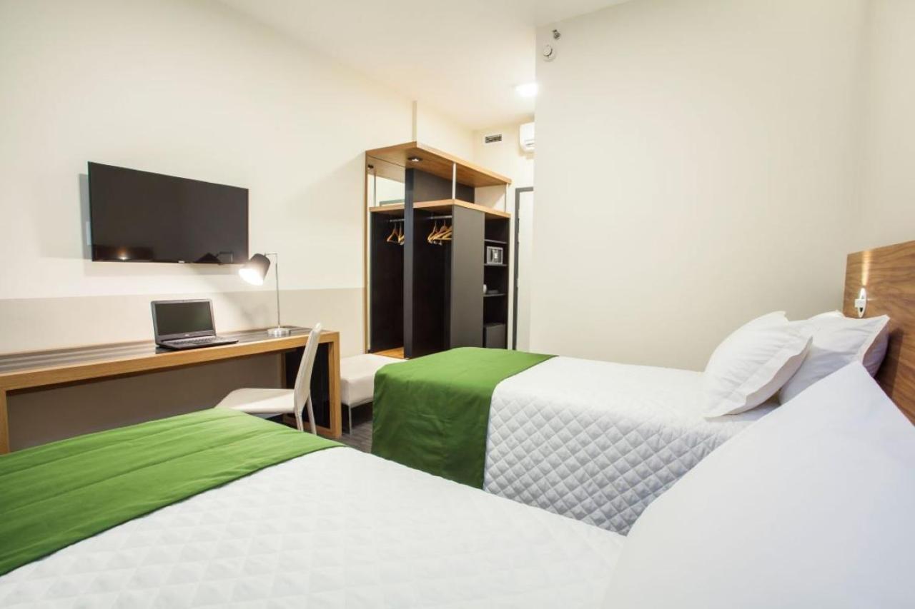 Quarto Twin