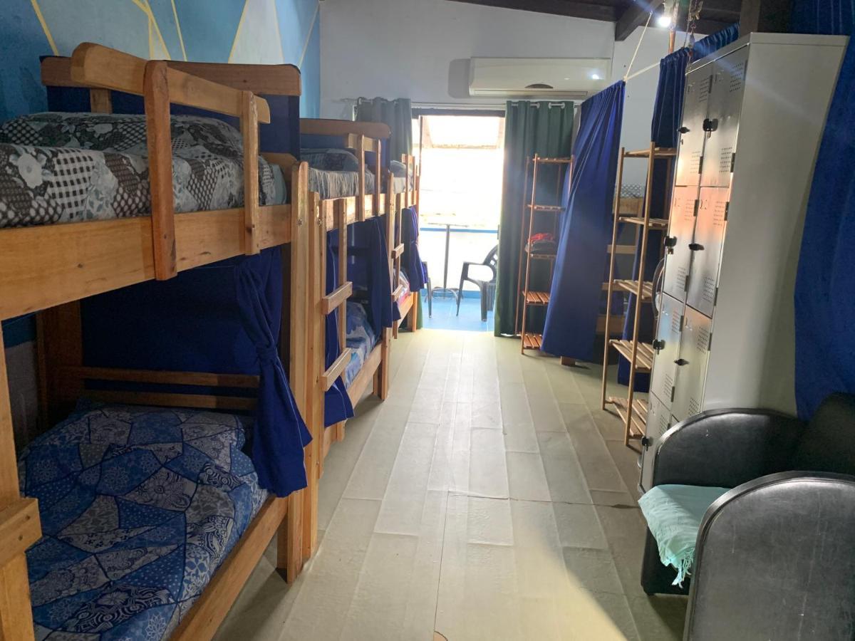 Cama Individual em Dormitório Masculino