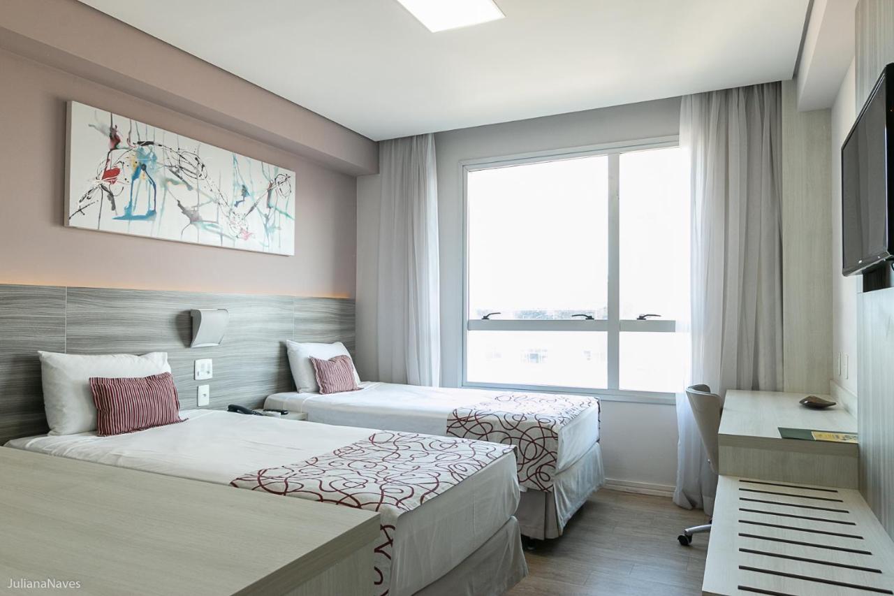 Quarto Twin Standard