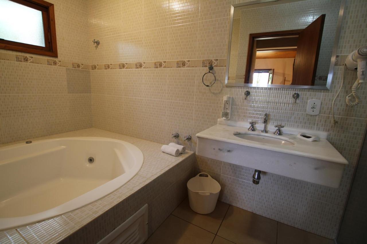 Double Room with Hot Tub and Fireplace