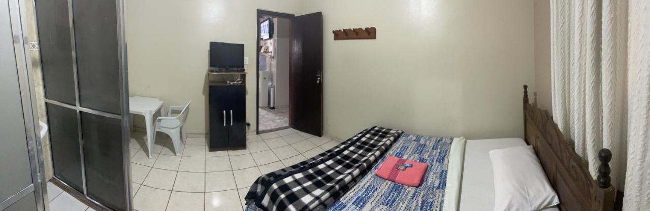 Quarto Individual com Casa de Banho Privativa
