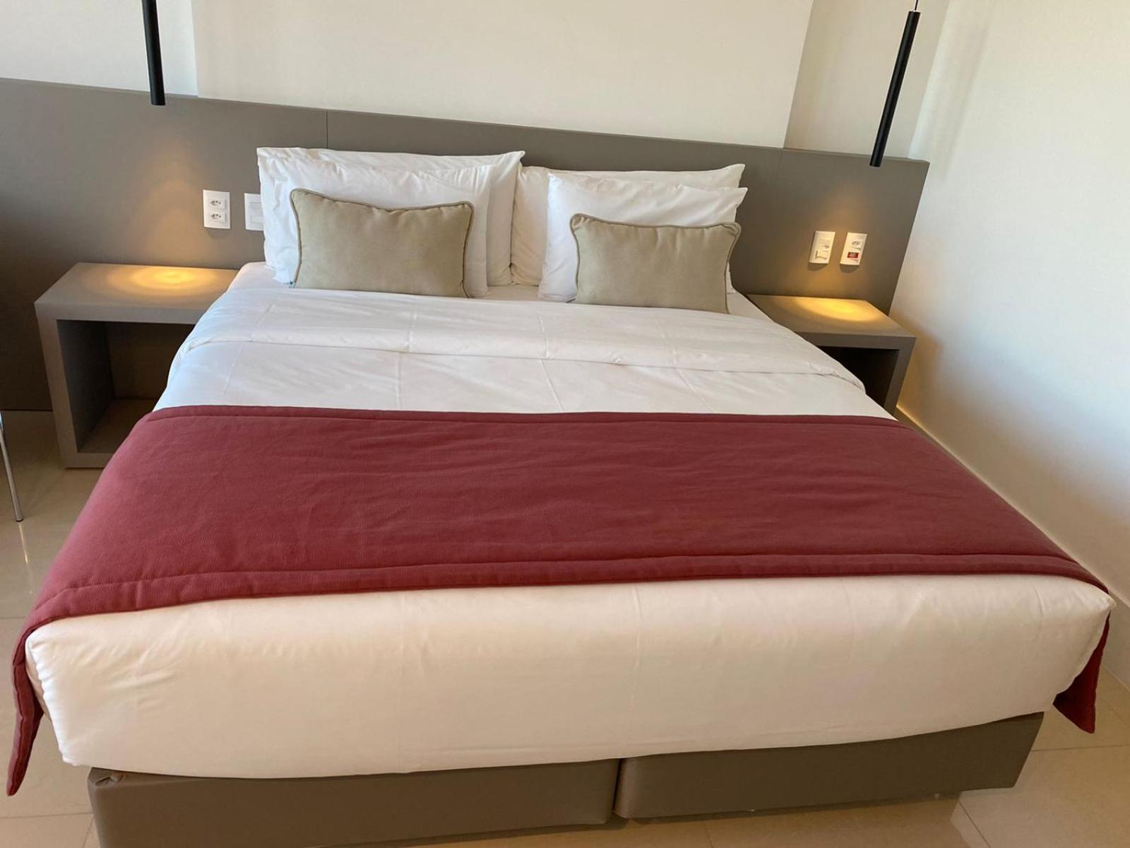 Quarto Premium com 1 Cama Queen-size - Não Fumadores