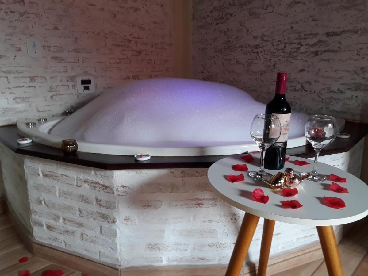Apartamento com 1 Quarto e Banheira de Hidromassagem