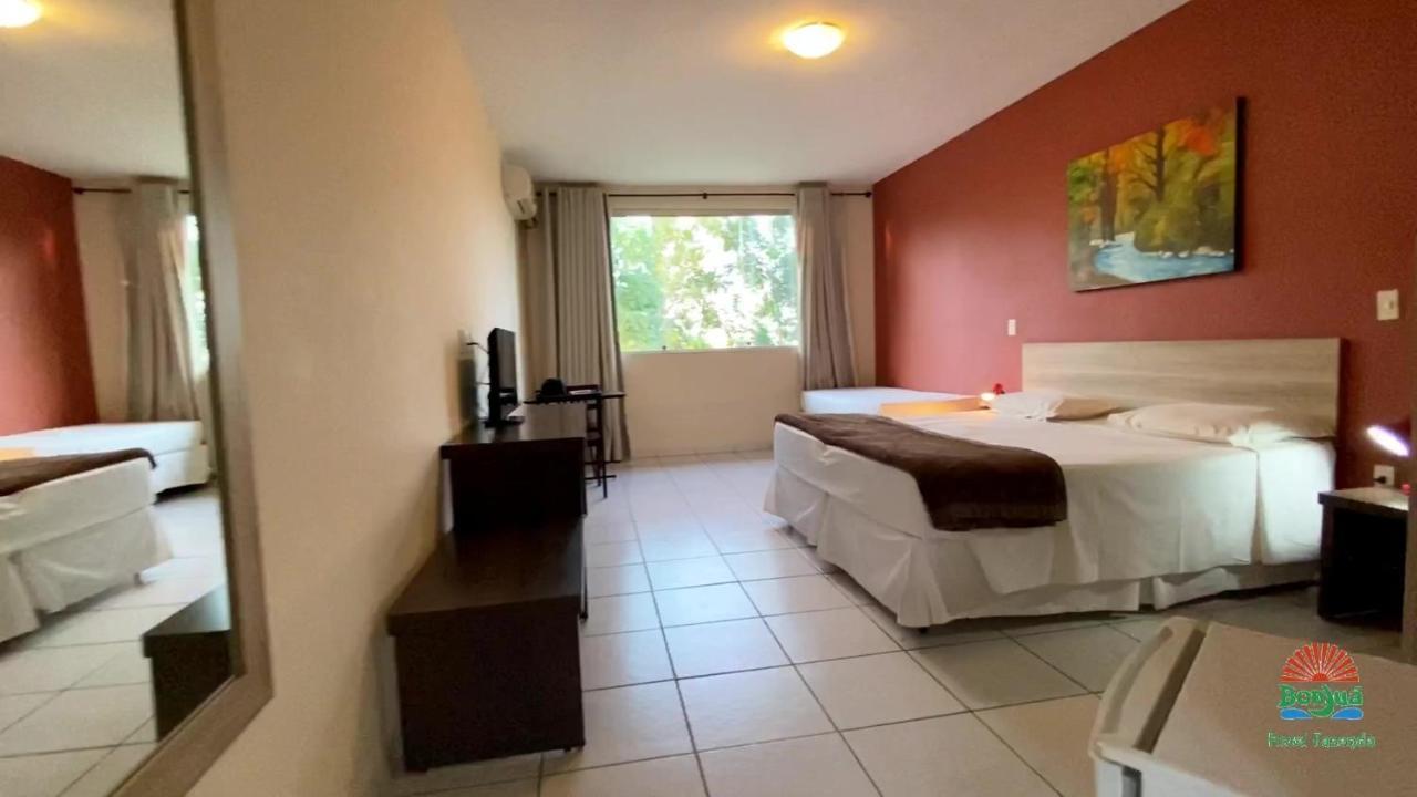 Quarto Família