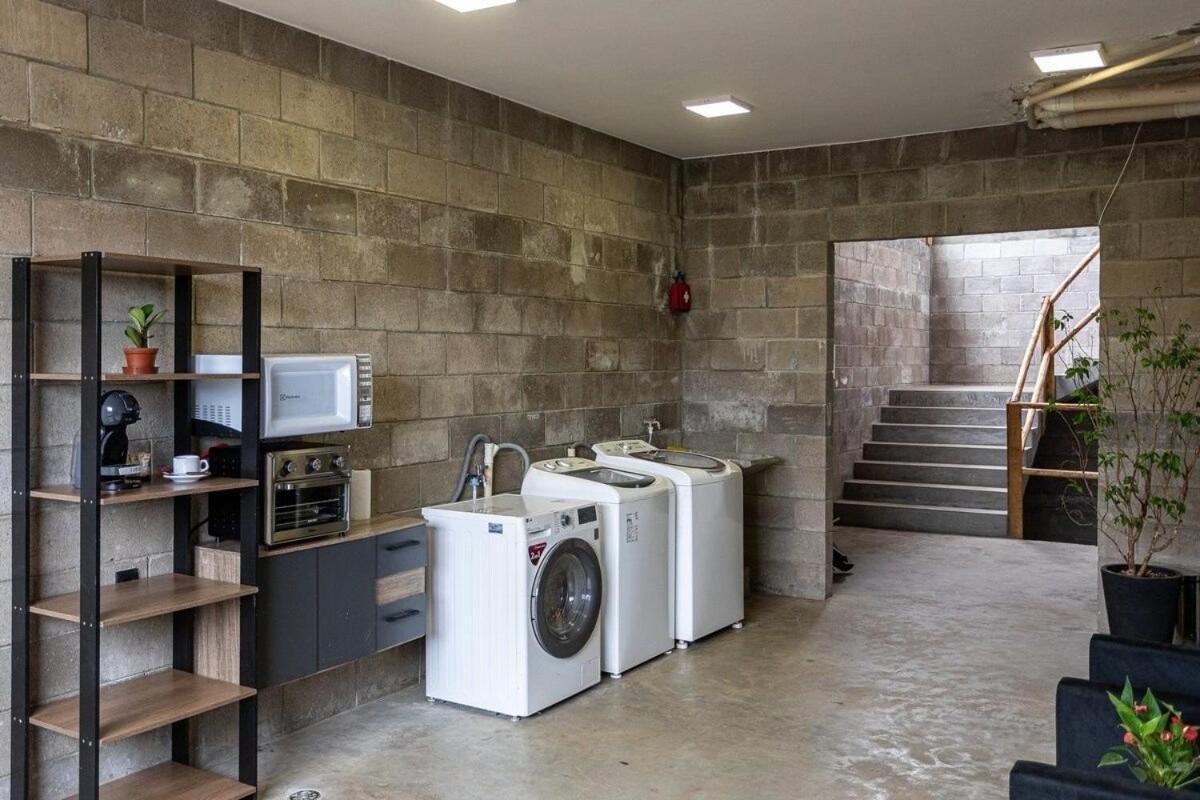 One-Bedroom Apartment,1497848527:JPEG
